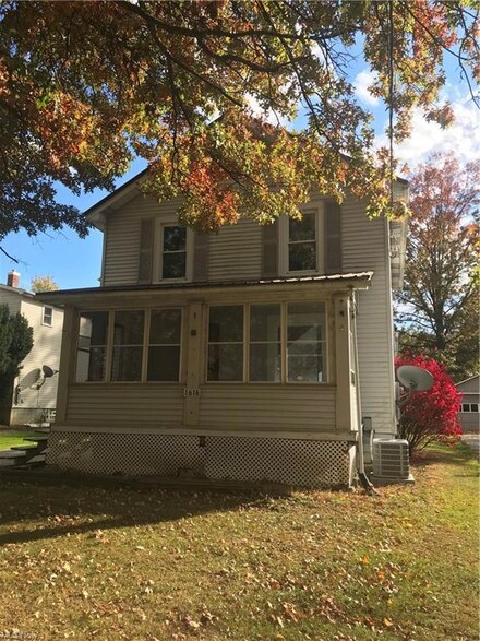 1616 Ohltown McDonald Rd, Niles, OH 44446