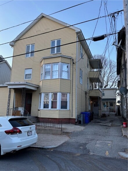 145 Hedley Ave Unit 147, Central Falls, RI 02863