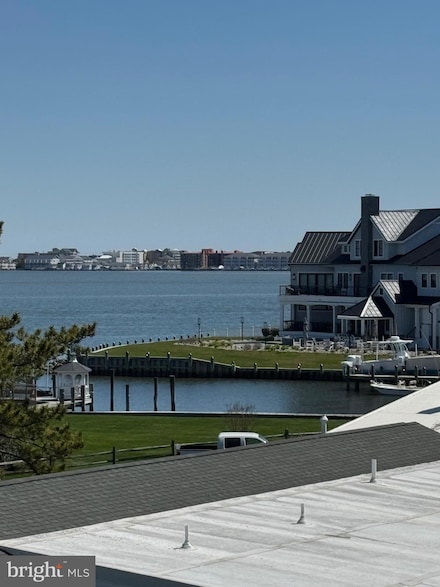 10418 Golf Course Rd, Ocean City, MD 21842