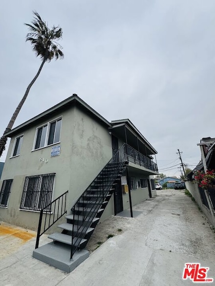 810 W 62nd St, Los Angeles, CA 90044