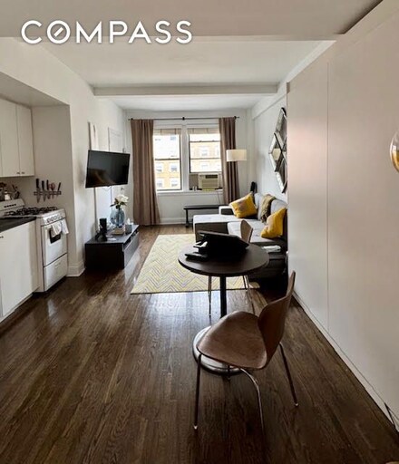 457 W 57th St Unit 1712, New York, NY 10019