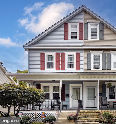 268 Monroe St, Bristol, PA 19007