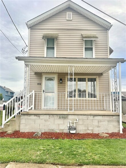 104 Avenue C, Latrobe, PA 15650