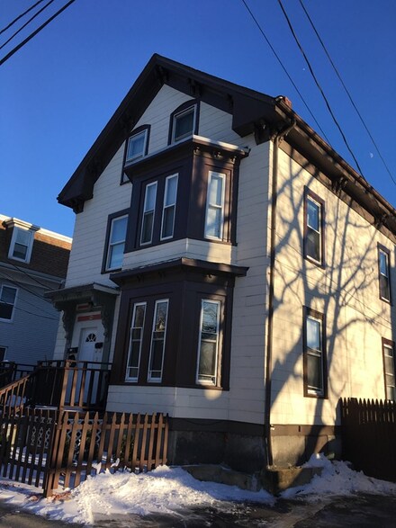 94 Timson St, Lynn, MA 01902