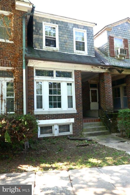 3217 Shannon Dr, Baltimore, MD 21213