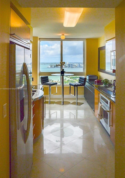 6365 Collins Ave Unit 3907, Miami Beach, FL 33141