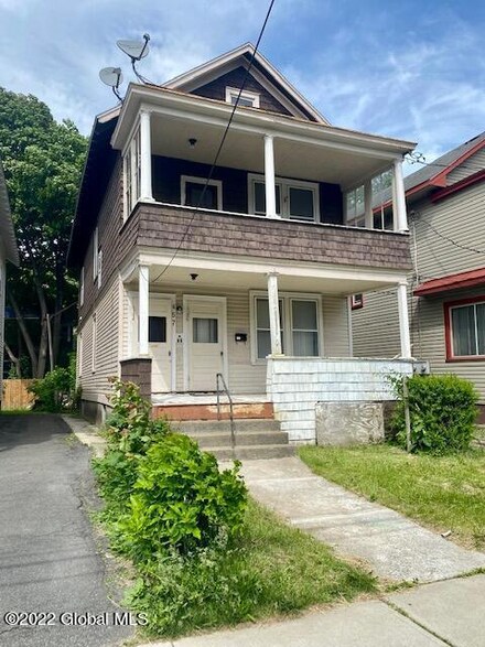457 Myrtle Ave, Albany, NY 12208
