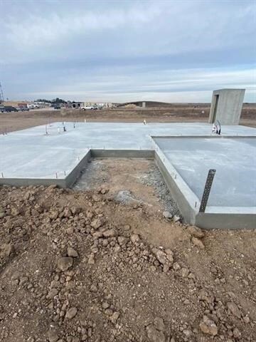 2227 Cumberland Ave, Hays, KS 67601