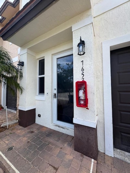 7653 NW 88th Terrace, Tamarac, FL 33321