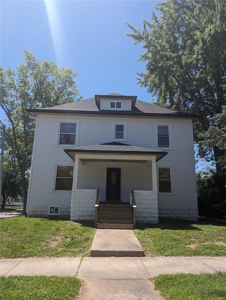220 E Main St, Greenville, IL 62246