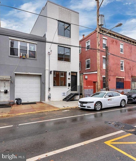536 Morris St, Philadelphia, PA 19148