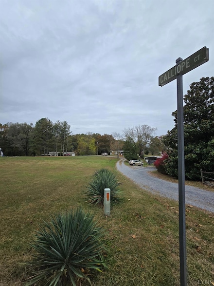 1047 Calliope Ct, Bedford, VA 24523