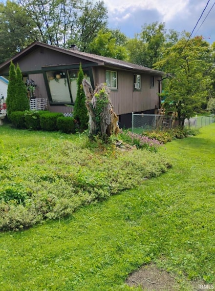 122 Washington Blvd, Salem, IN 47167