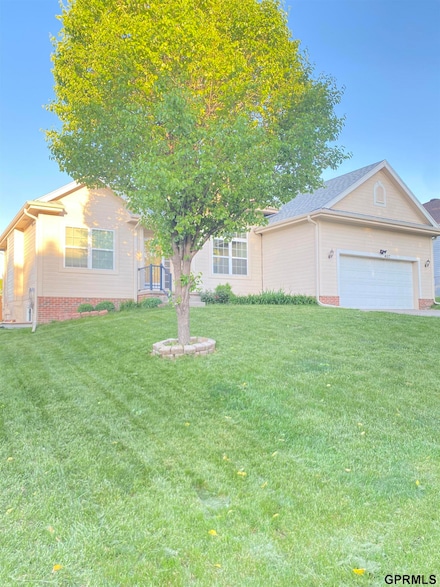4017 N 156th Ave, Omaha, NE 68116