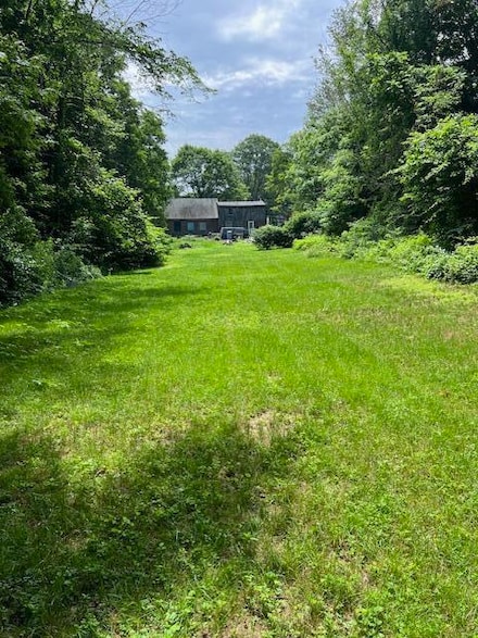 29 Winter St, Topsham, ME 04086