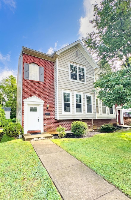 818 William Howard Taft Rd, Cincinnati, OH 45206
