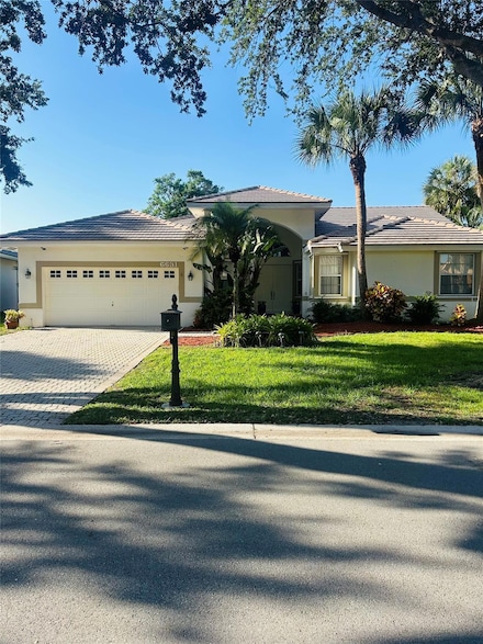 6631 NW 41st St, Coral Springs, FL 33067