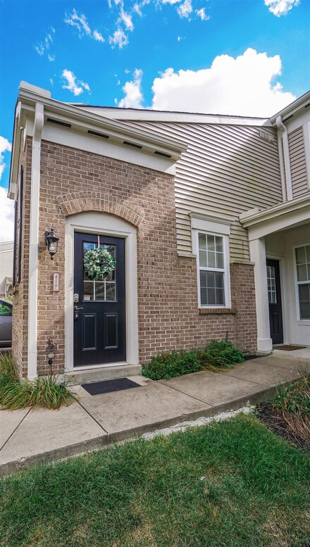 419 Southwind Ln Unit 32302, Ludlow, KY 41016