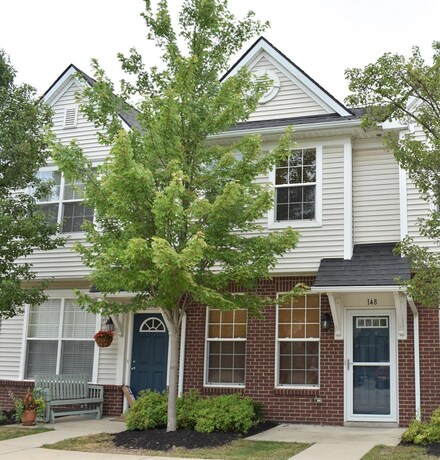 148 Wilmington Dr, Dundee, MI 48131