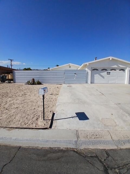 65798 5th St, Desert Hot Springs, CA 92240
