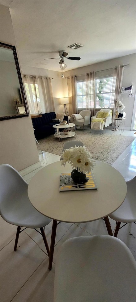 440 NE 5th St, Fort Lauderdale, FL 33301