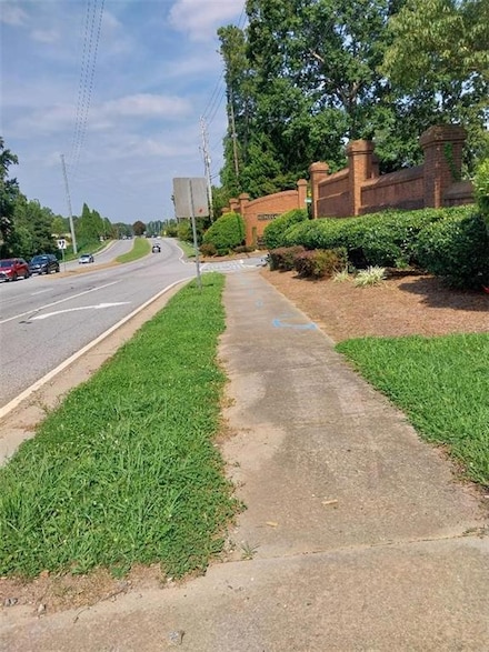 2672 Roswell Rd, Marietta, GA 30062