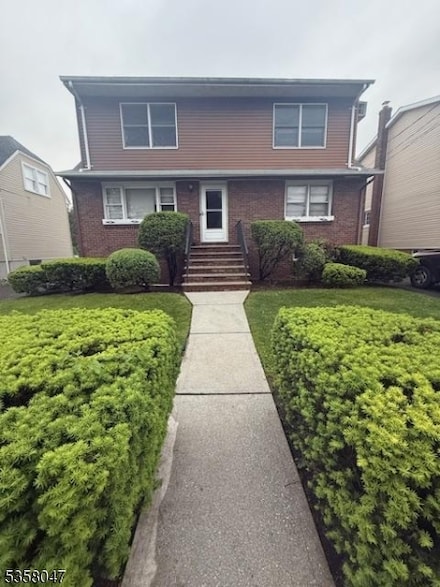 324 Mayhill St, Saddle Brook, NJ 07663
