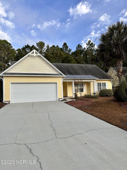 104 Havana Ct, Winnabow, NC 28479