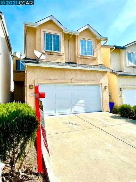 912 Scanlan Way, Pinole, CA 94564