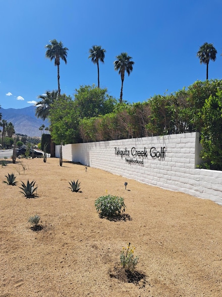 2445 S Broadmoor Dr, Palm Springs, CA 92264