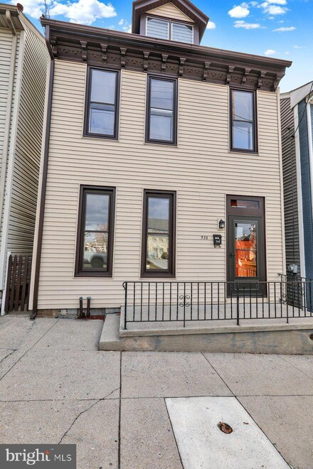 930 Walnut St, Lebanon, PA 17042