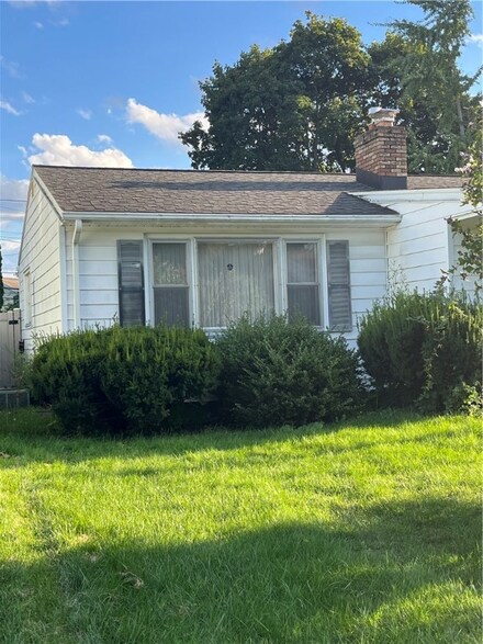 133 Royleston Rd, Rochester, NY 14609