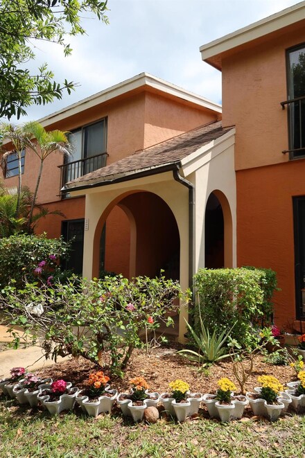 50 SE 12th St Unit 1670, Boca Raton, FL 33432