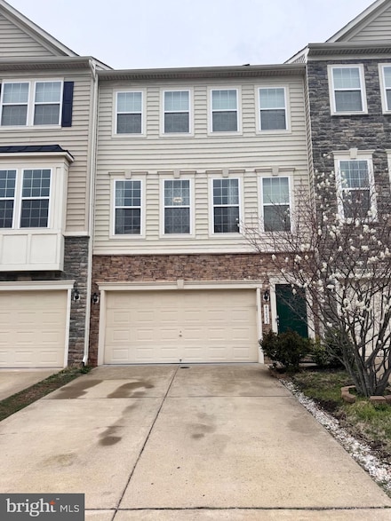 42253 Dean Chapel Square, Chantilly, VA 20152