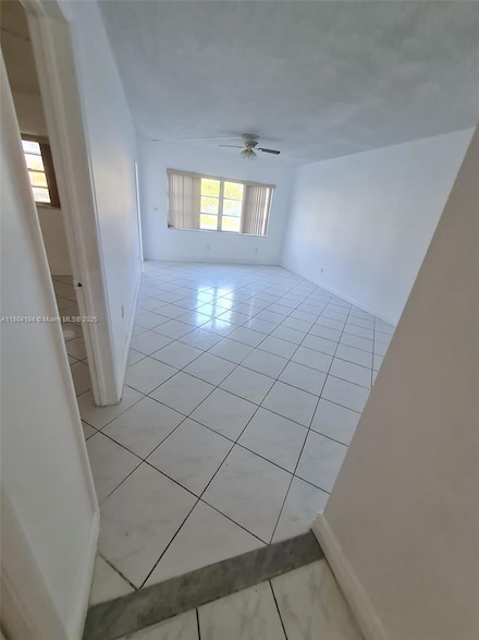2820 NE 201st Terrace Unit F106, Miami, FL 33180