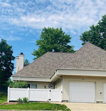 173 Michael Ln, Cuyahoga Falls, OH 44223