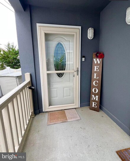 9704 Ventnor Ave Unit D, Margate City, NJ 08402