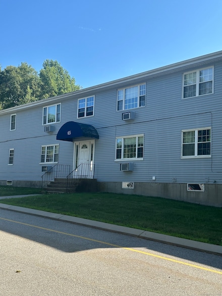 65 Horse Pond Rd Unit G, Salem, CT 06420