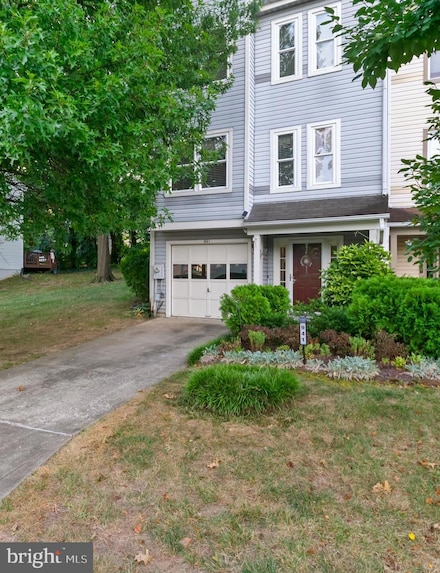 941 Oakmoor Dr, Halethorpe, MD 21227