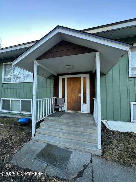 2752 W 42nd Ave Unit 4, Anchorage, AK 99517