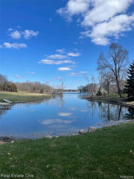 10911 Devils Lake Hwy, Addison, MI 49220