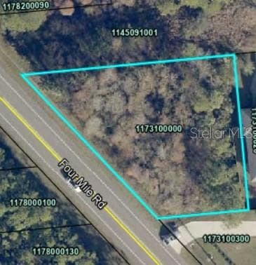 945 Avery St, Saint Augustine, FL 32084
