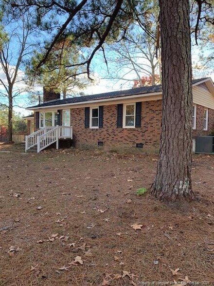 2250 Docs Rd, Lillington, NC 27546