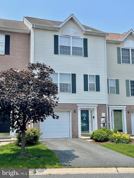 42 Highland Cir, Newark, DE 19713