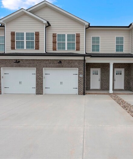 589 Yulan Cir, Bowling Green, KY 42104