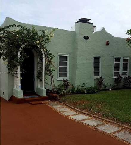 3210 Greenwood Ave, West Palm Beach, FL 33407