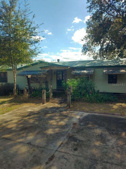 24170 NE 151st St, Fort McCoy, FL 32134