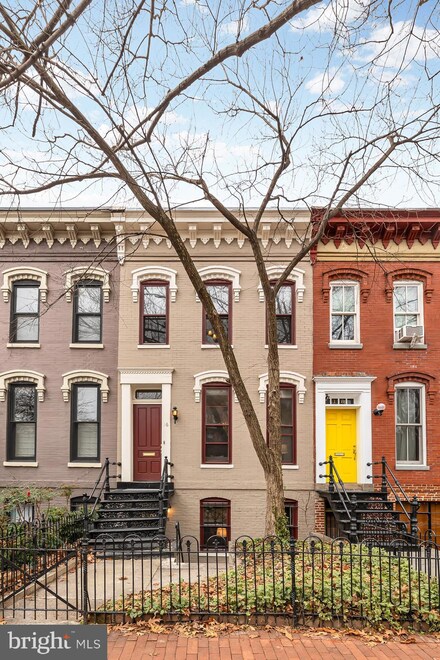 16 8th St NE, Washington, DC 20002