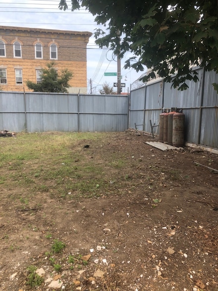 674 Glenmore Ave, Brooklyn, NY 11207