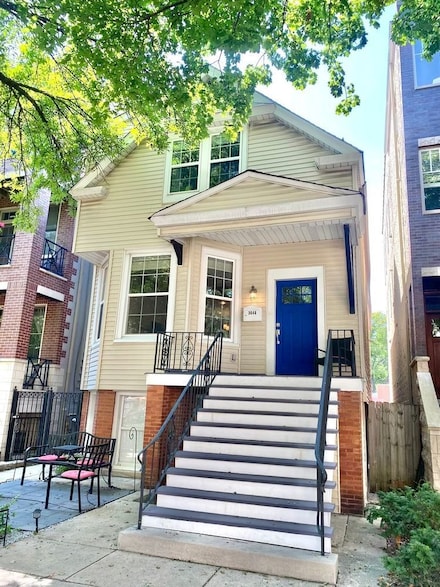 3646 N Damen Ave Unit 2, Chicago, IL 60618